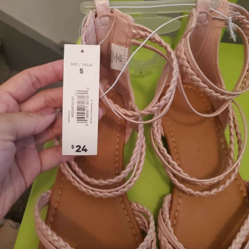 Pink sandals - Picture 2 of 2